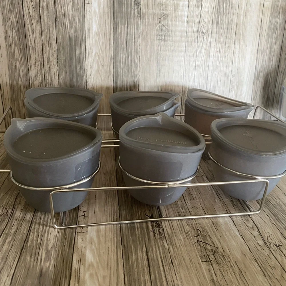 Pampered Chef Gray Silicone Food Storage Containers Set